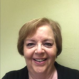 Meet your Posher, Carolyn