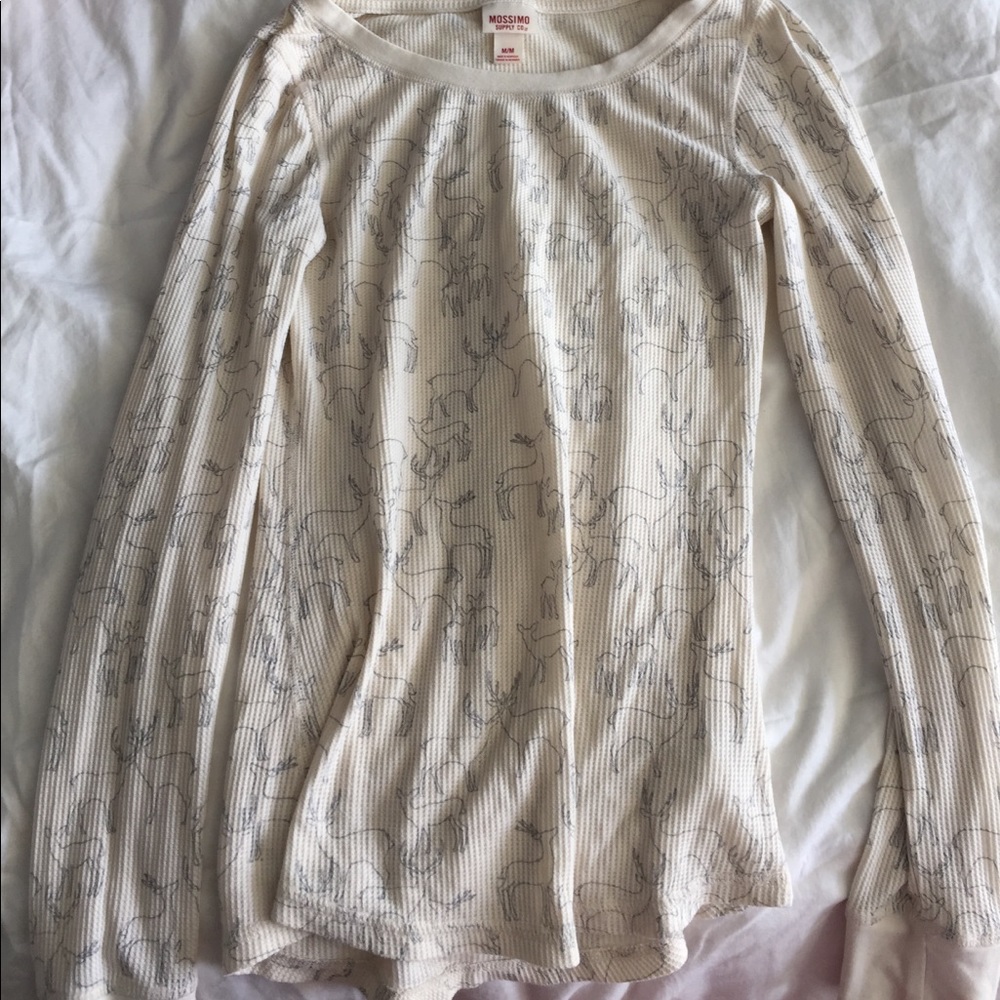 Deer patterned waffle shirt