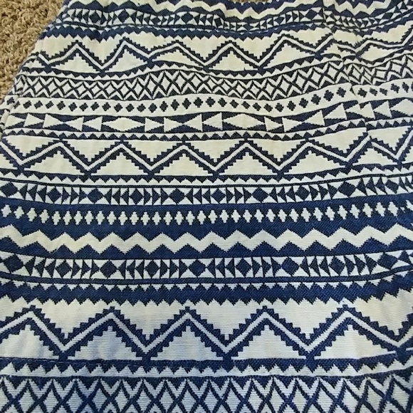 {Forever 21 } Tribal Print Shorts - Picture 3 of 7