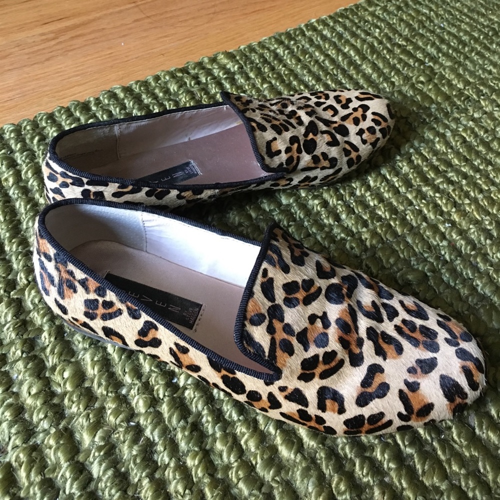 STEVEN leopard print loafers LIKE NEW