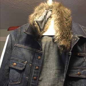 Lucky denim jacket w removable faux fur collar