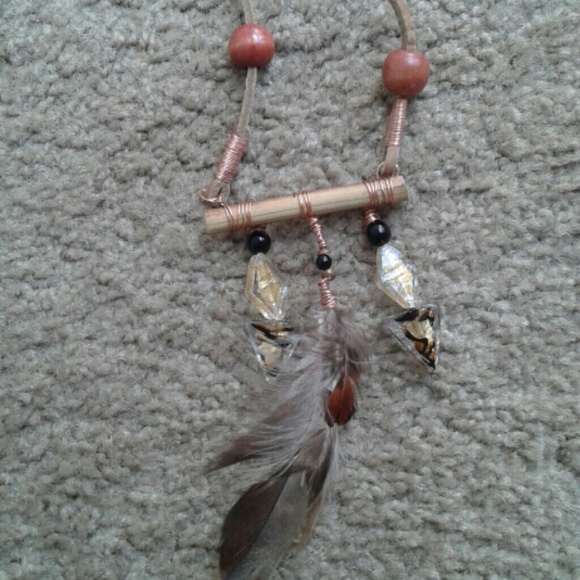 🔥MOVING SALE🔥 NWOT Handmade Statement Necklace - Picture 4 of 7