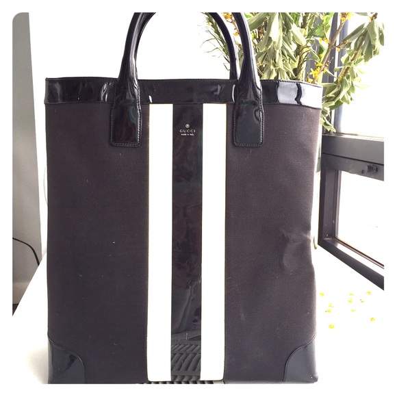 Gucci bag with handles patent leather - Picture 1 of 4