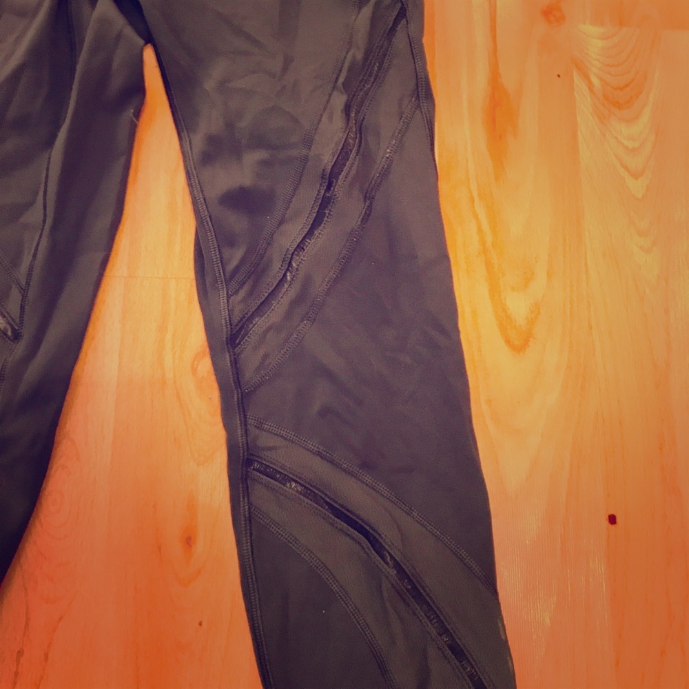 Lululemon mesh zig zag tights