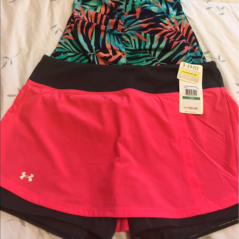 Women's UNDER ARMOUR swimming or workout