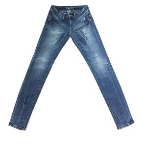 NWOT Victoria's Secret Siren Skinny Jeans