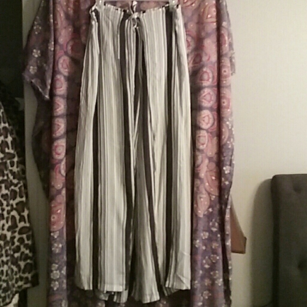 Never Worn Adorable Wrap Pants