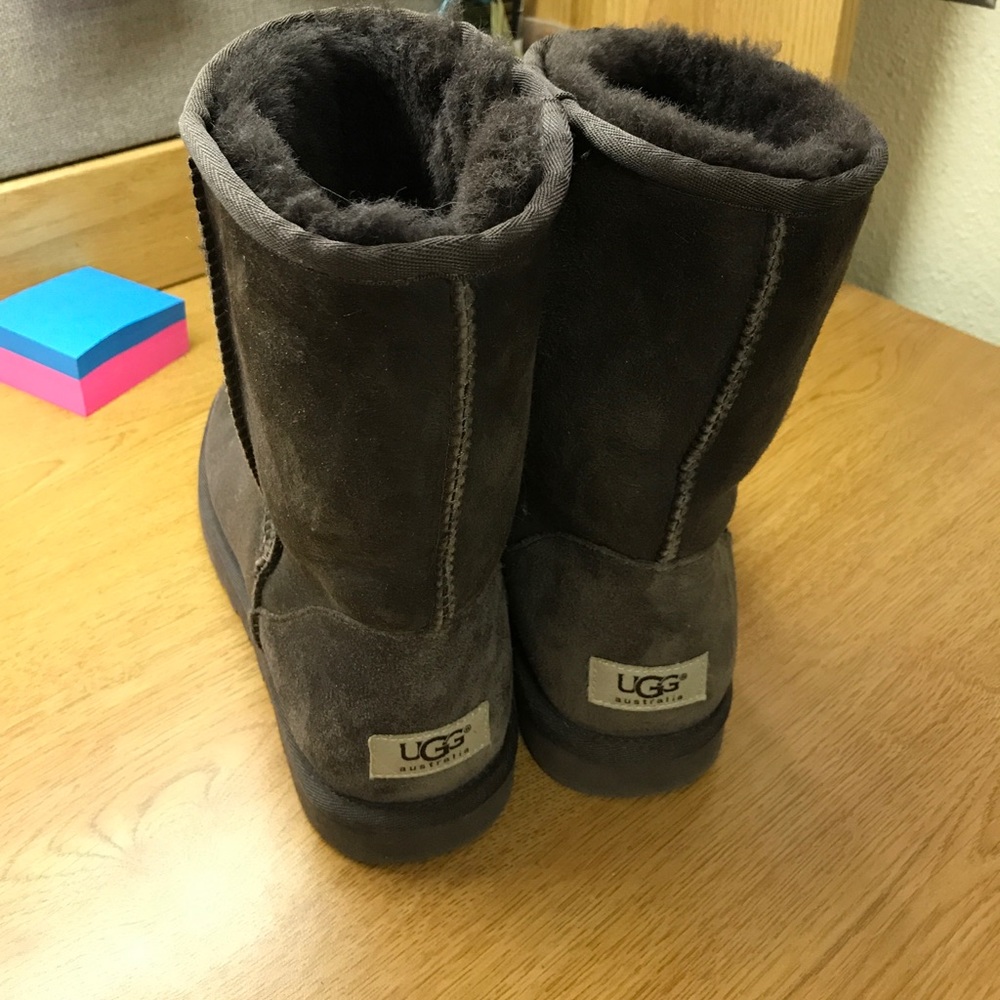 Short Brown Uggs