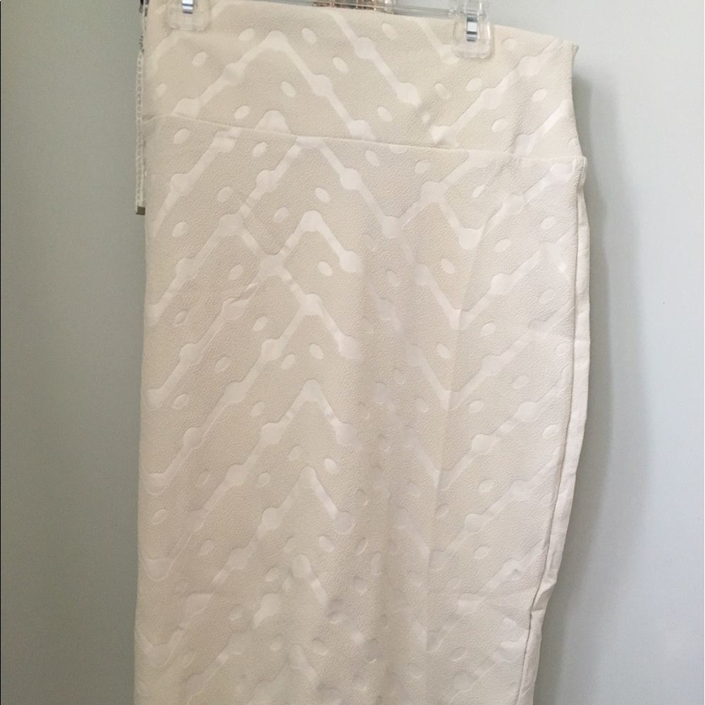 Cream XS textured Cassie LLR