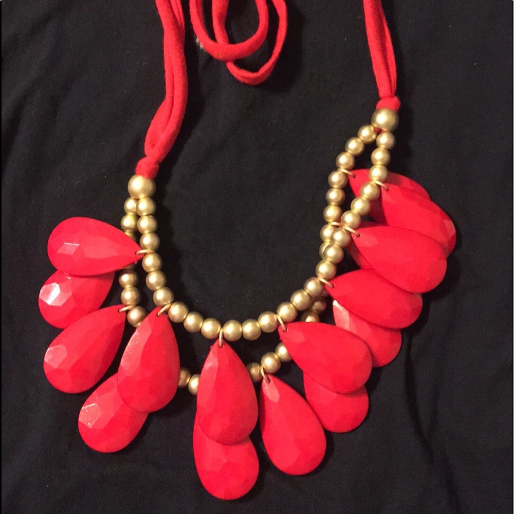 Teardrop necklace