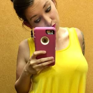 Meet your Posher, Elizabeth