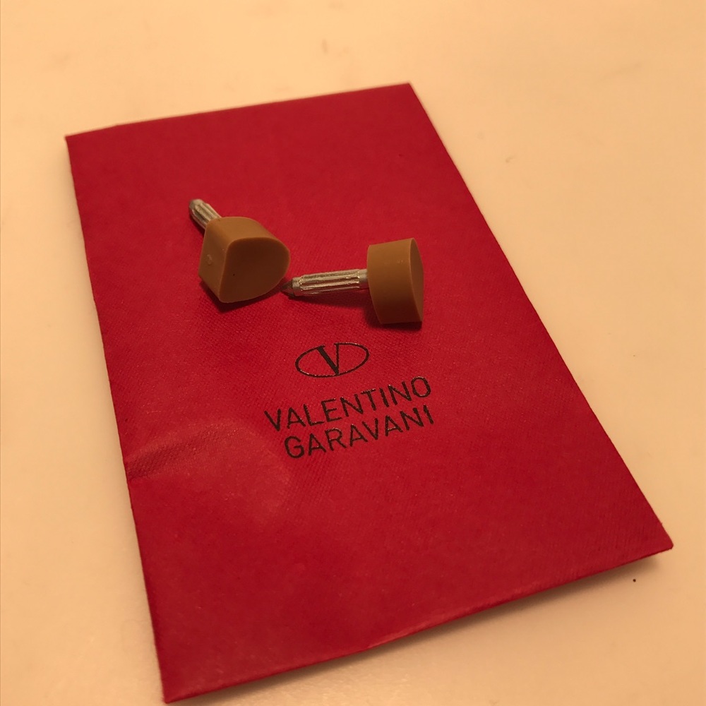 New Valentino Nude Rockstud Heel Taps Tips