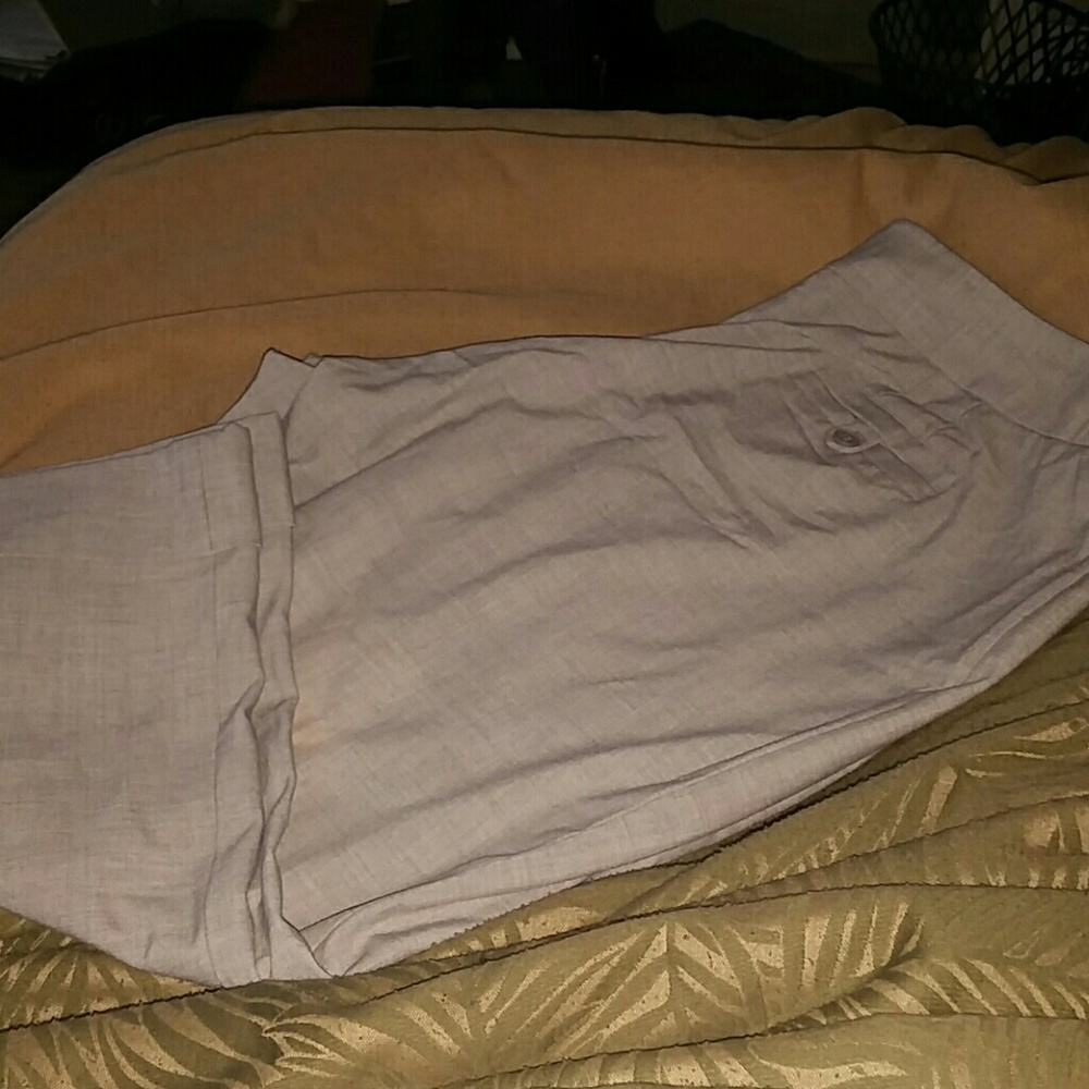 Light grey cuffed capris