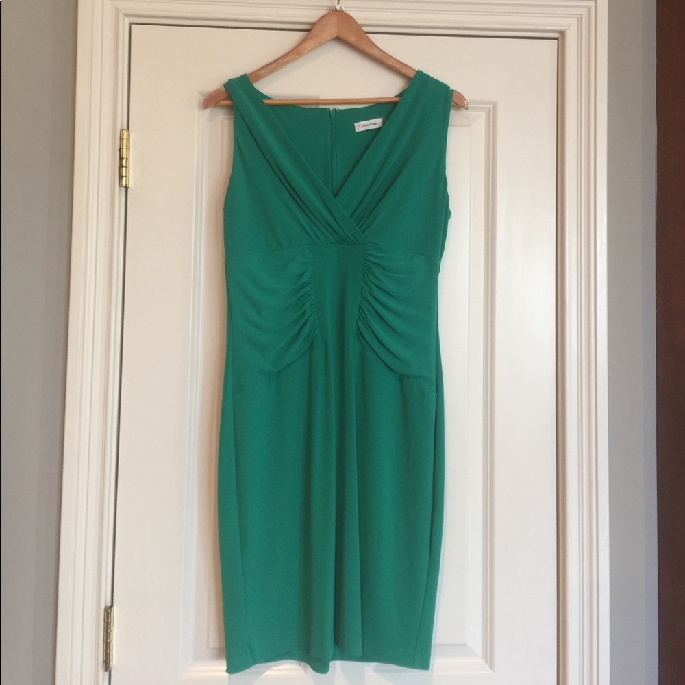 CalvinKlein Size 8 Emerald Green Sleeveless Dress