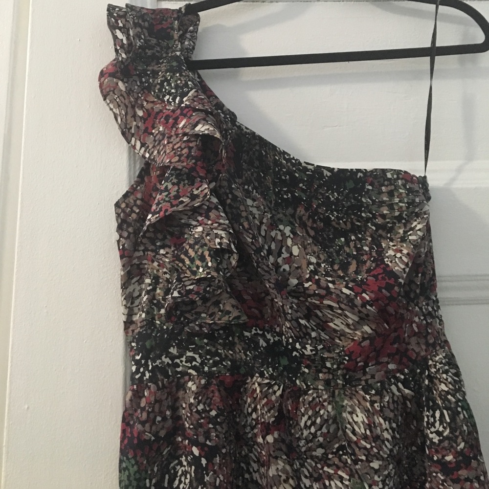 One shoulder dress - Picture 2 of 3