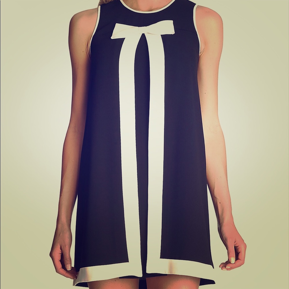 Excellent cond ce ce black and white bow dress