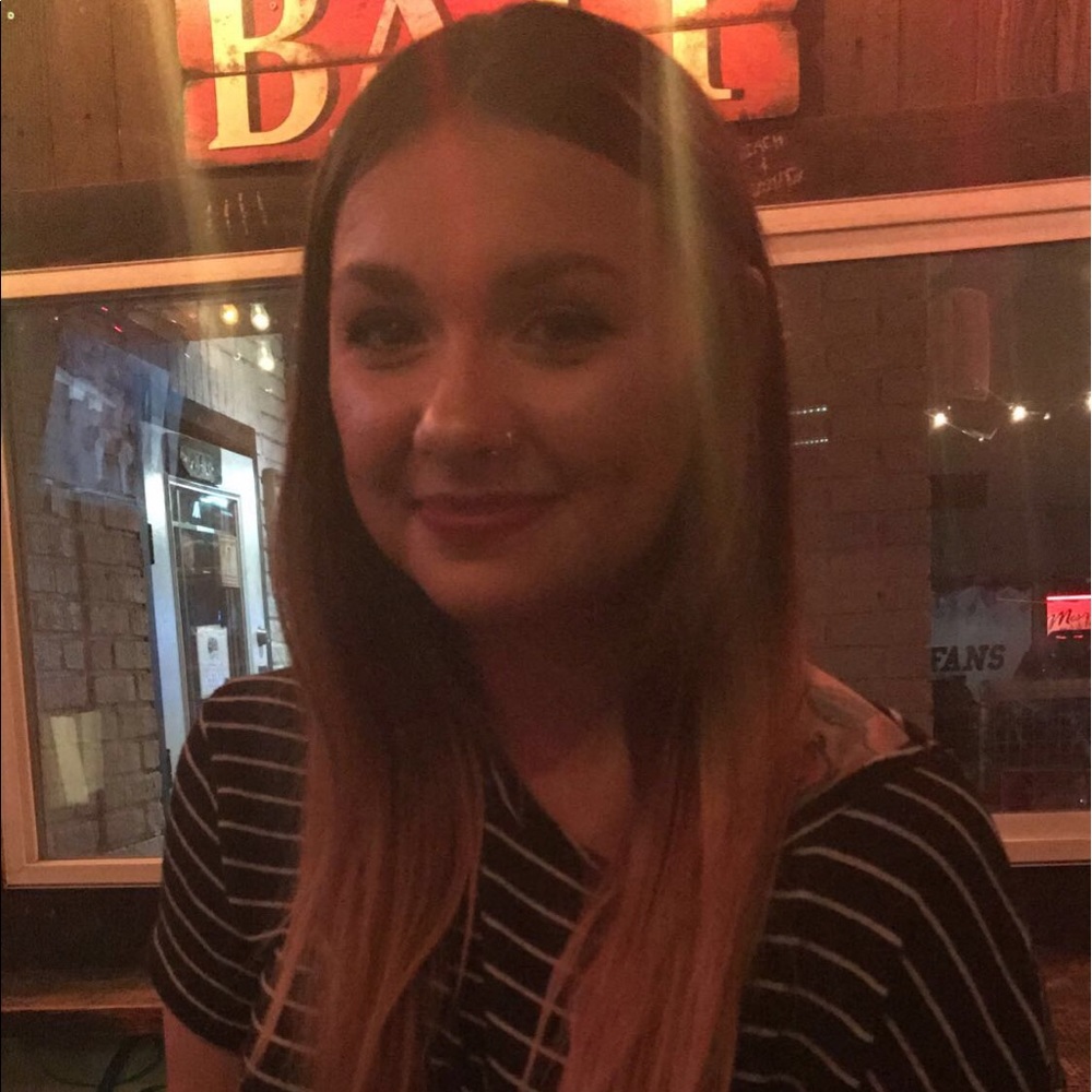 Meet your Posher, Tori