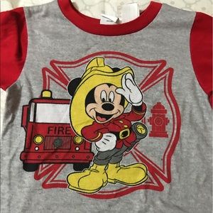 2 sets of 5T pajamas Mickey & Tow Mater
