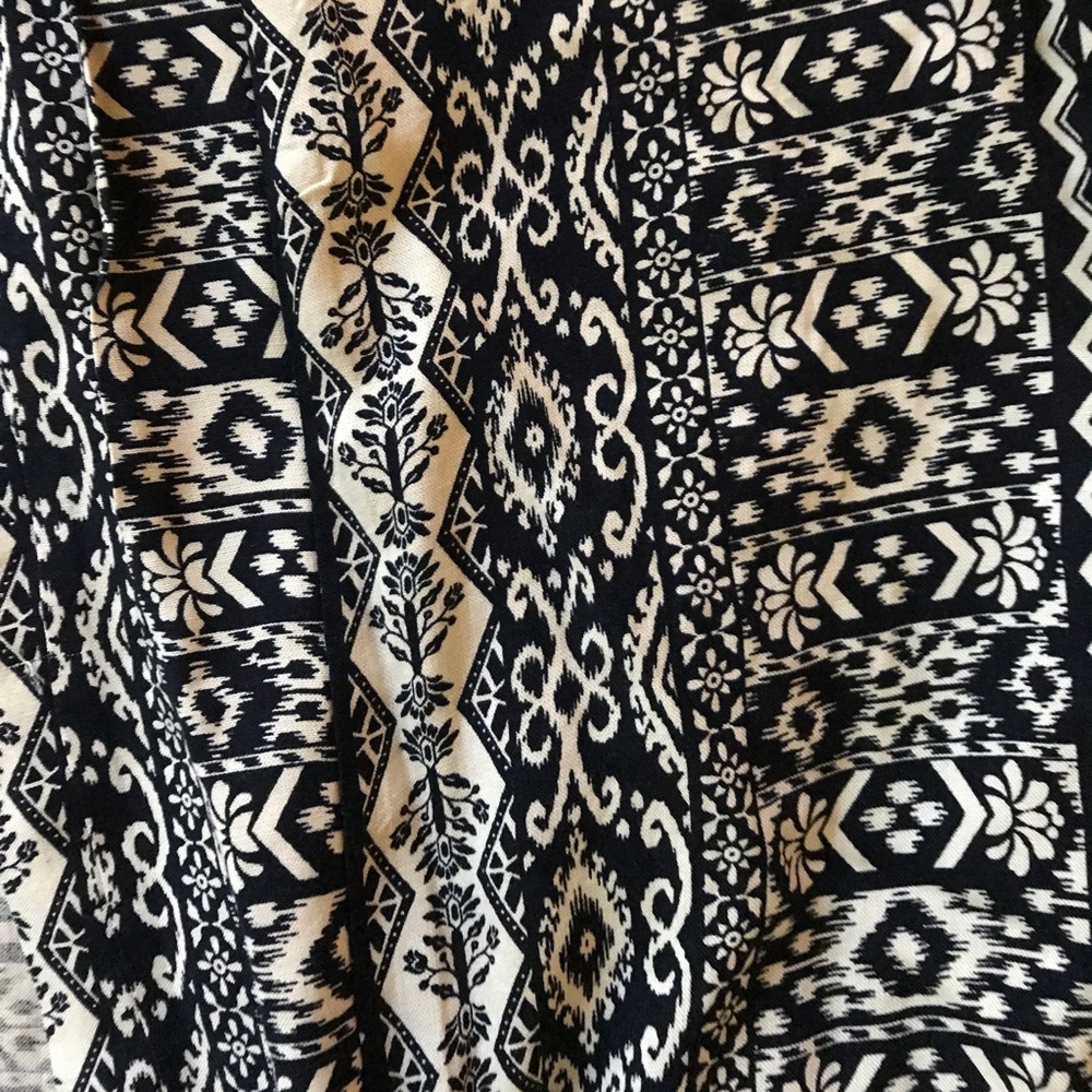 Kimono - Picture 2 of 2