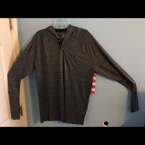 Under Armour pullover - Never been worn