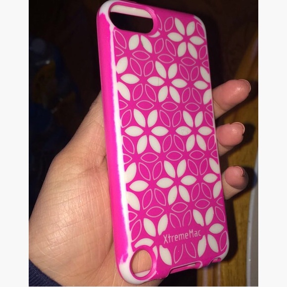 CLOSET CLOSING iPod 5 Cases - Picture 3 of 5