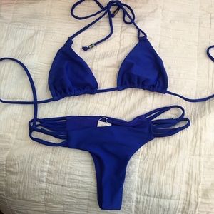 Body glove xs halter and cheeky brazillian bottom