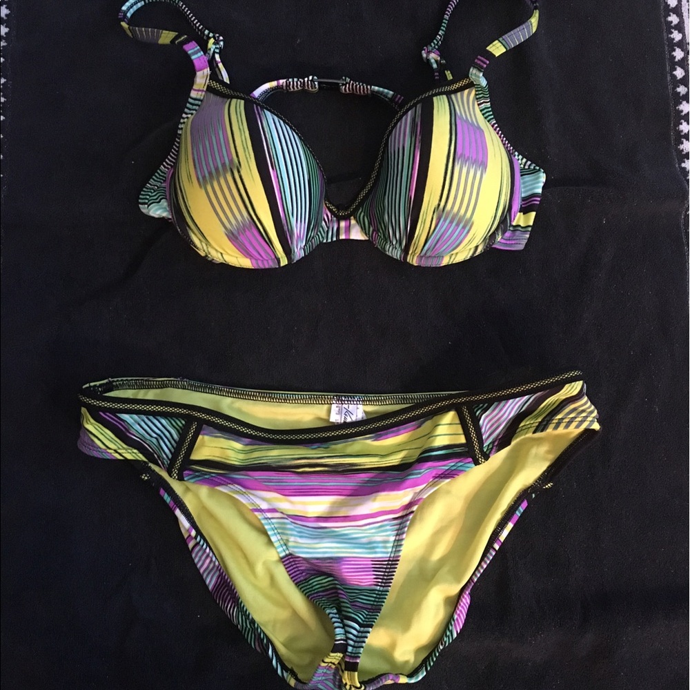 Kenneth Cole Bikini