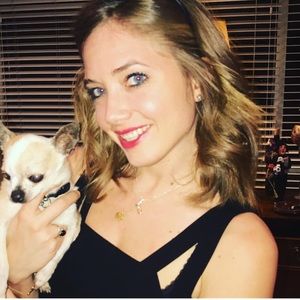 Meet your Posher, Jenna