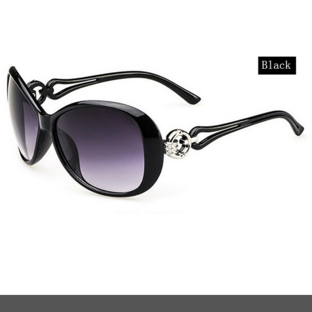 BLACK OMBRÉ SUNGLASSES
