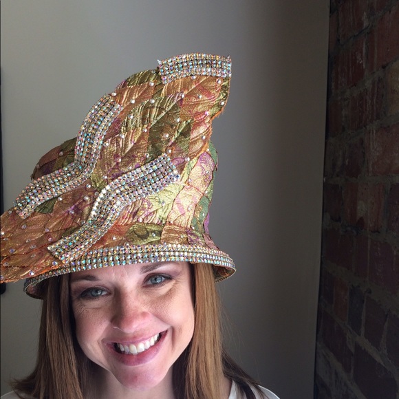 Original Eve Andrea hat.