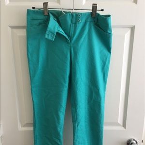 Limited teal Capri pants