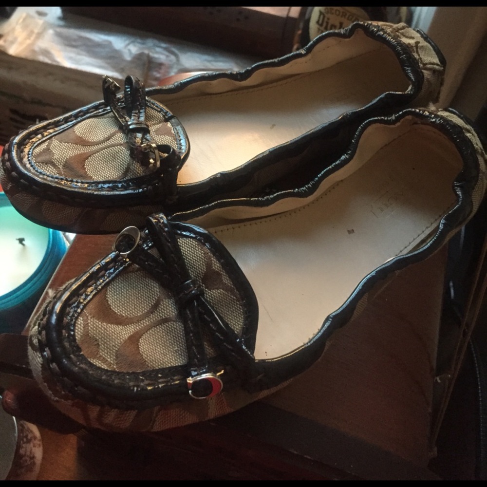 Coach Leatherwear Slip-Ons, Like New Condition!! - Picture 3 of 5