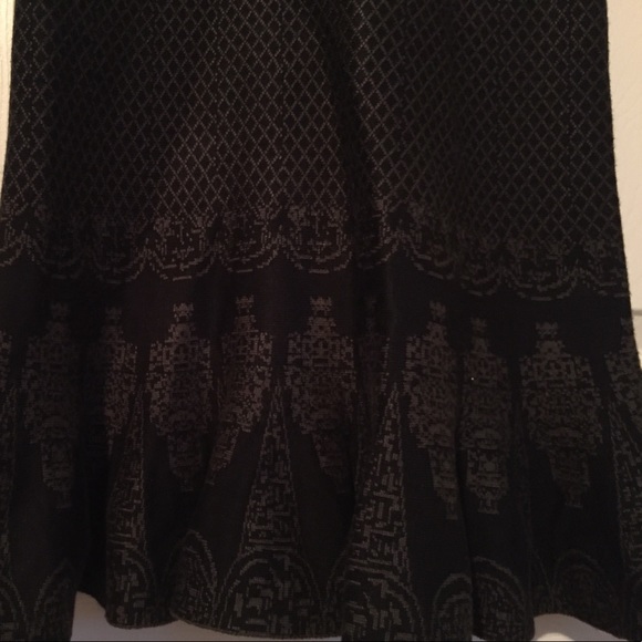 Sleeveless Body-con Sweater Dress - Picture 3 of 7