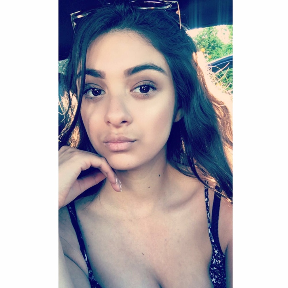 Meet your Posher, Keana