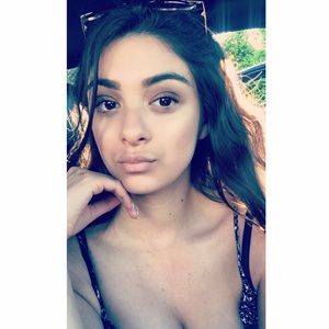 Meet your Posher, Keana