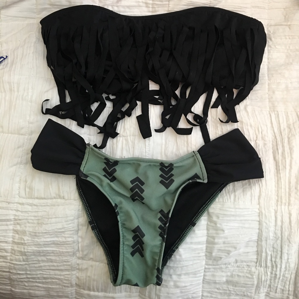 Lira xs fringe bikini set