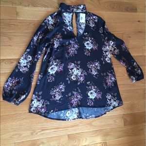 Fall Blooms Top