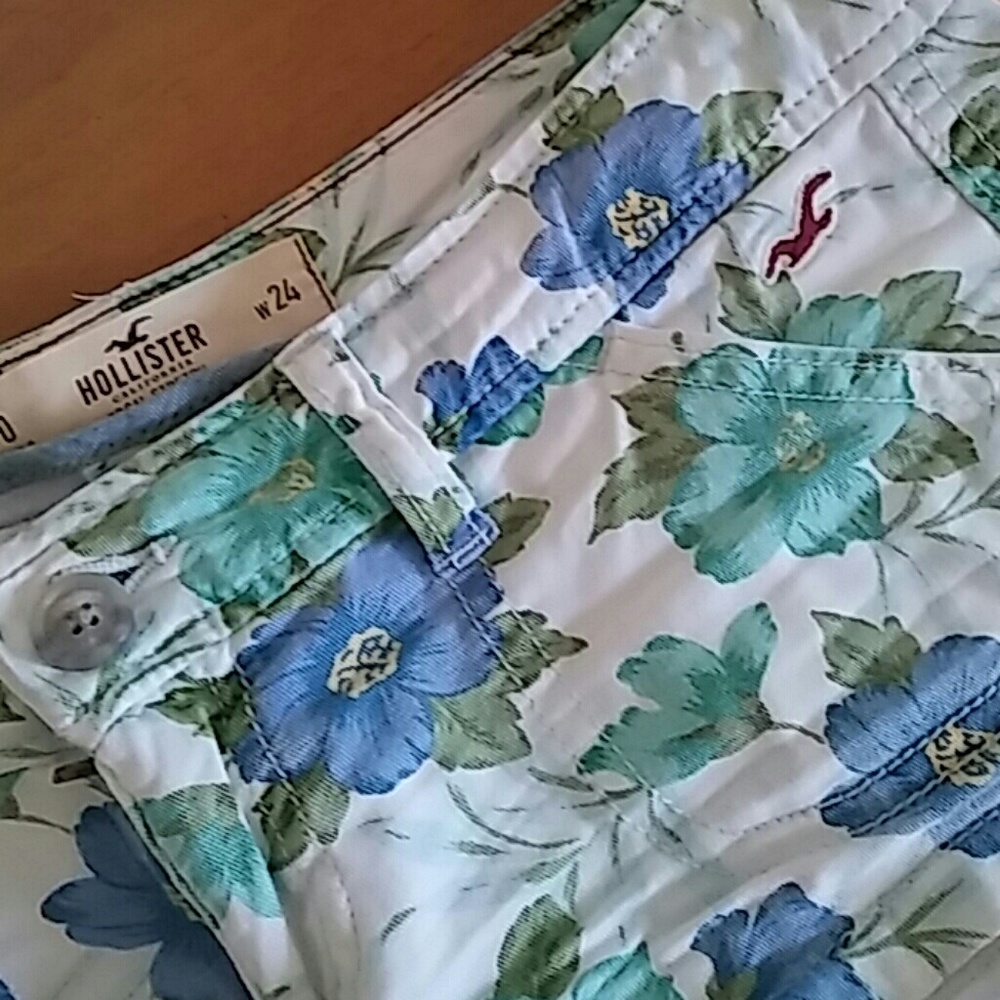 Floral Hollister shorts
