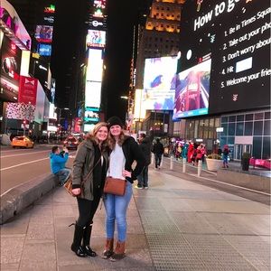 Meet your Posher, Alyssa