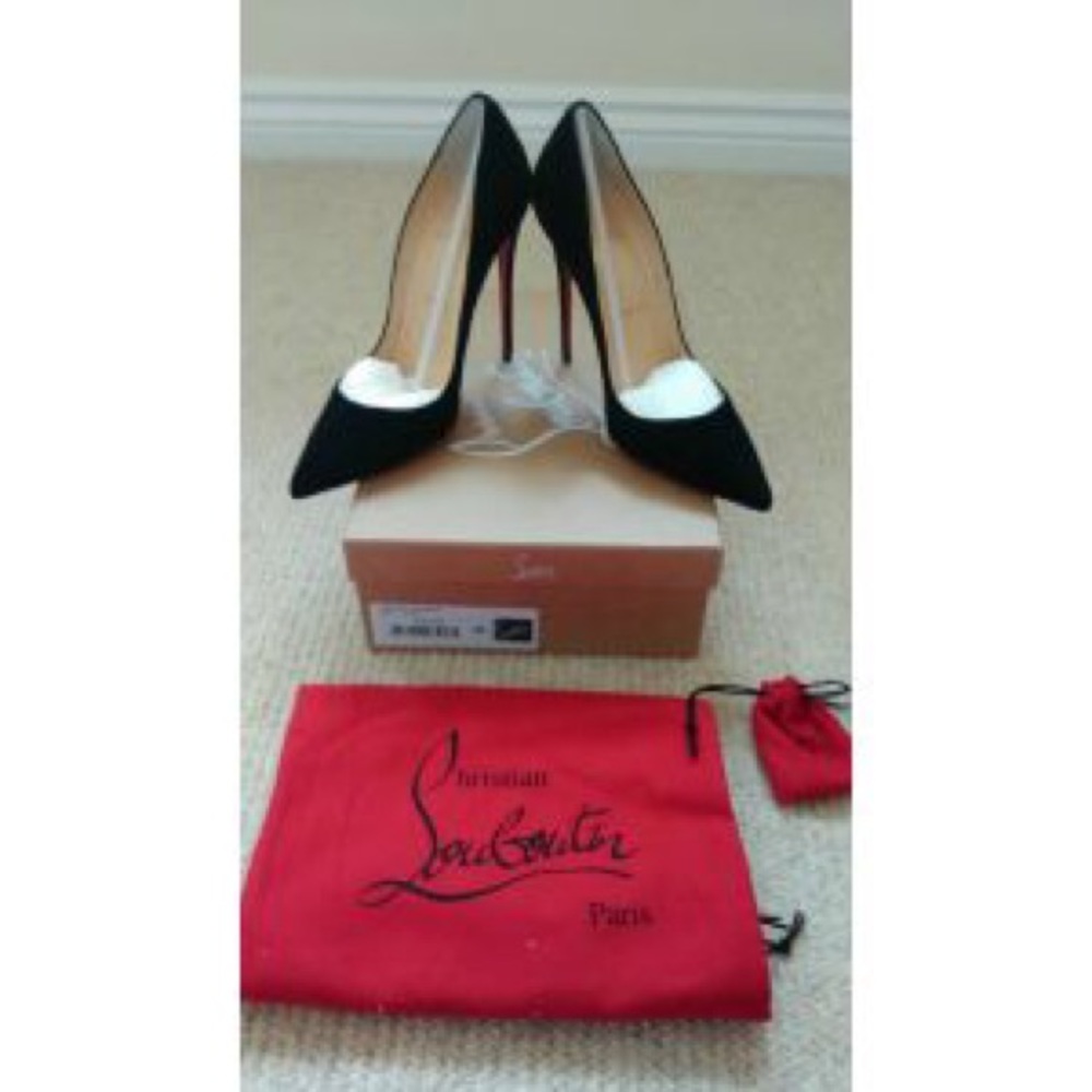 Louboutin euro size 39