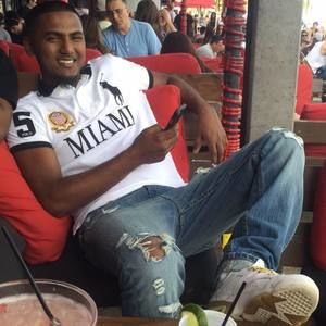 Meet your Posher, Karan