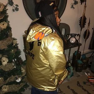 Meet your Posher, Kenesha