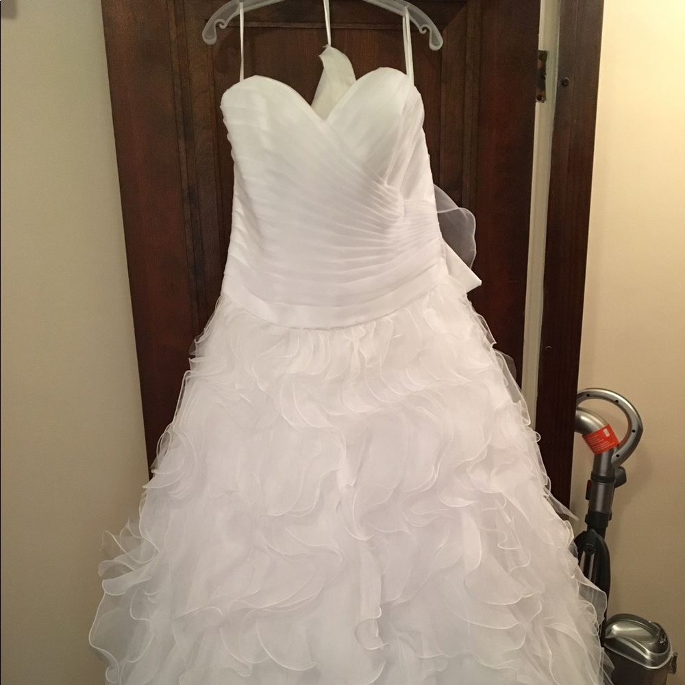 Wedding dress