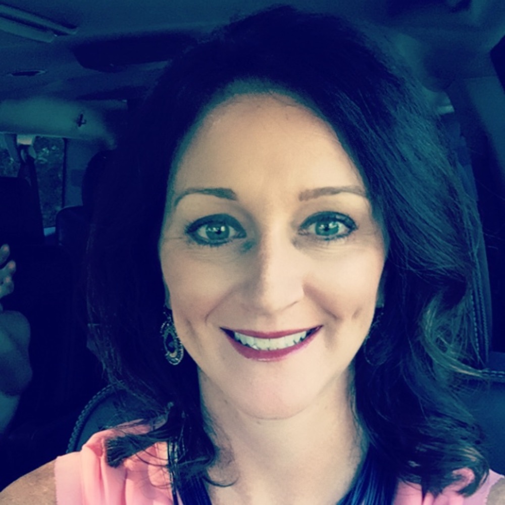 Meet your Posher, Kira