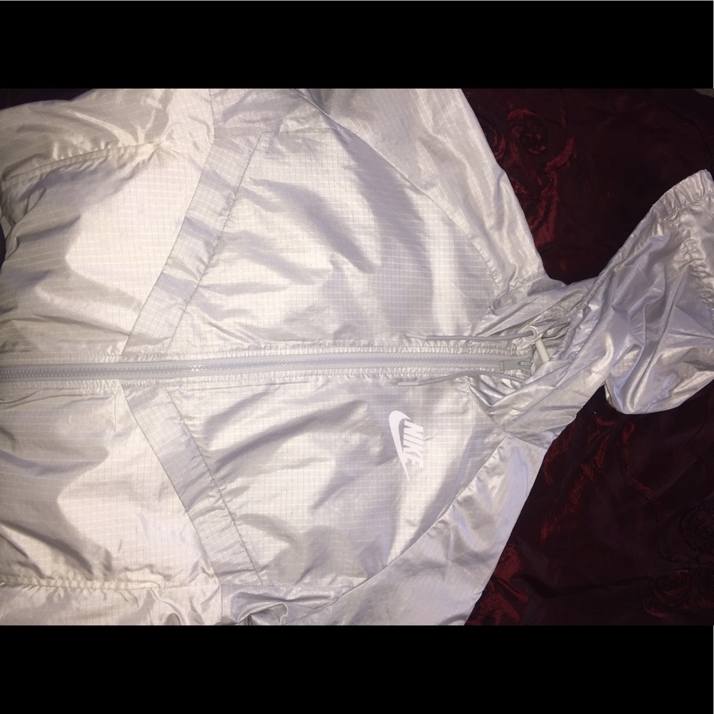 Nike windbreaker