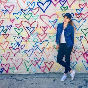 Meet your Posher, Maya