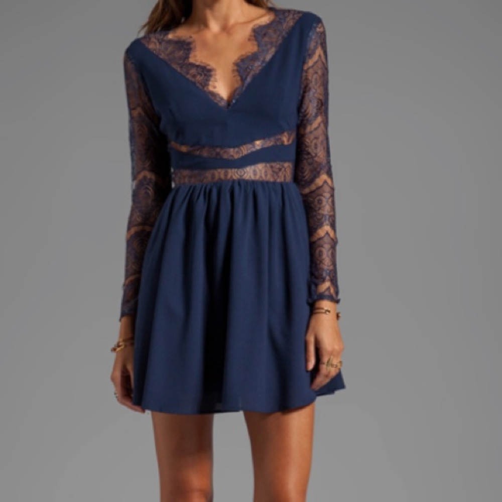 Dress with beautiful lace detail