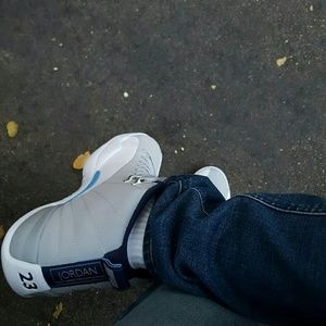 Meet your Posher, Logan