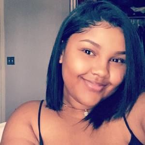 Meet your Posher, Karina