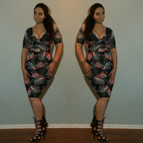 **Host Pick** Black and Multi Color Bodycon - Picture 2 of 3
